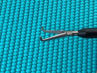 V. Mueller Mixter Angled Right Double-Action Forceps 10mm x 35cm LA8278
