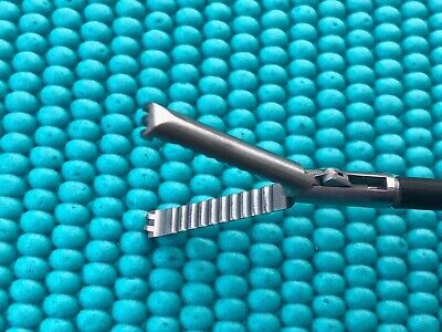 Jarit ROTO-LOK Retraction Grasping Forceps Double Action 5mm x 38cm A625-109RD