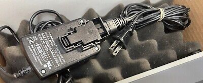 Karl Storz 8403ZX C-MAC Monitor for Storz Intubation scope comes w clamp bracket