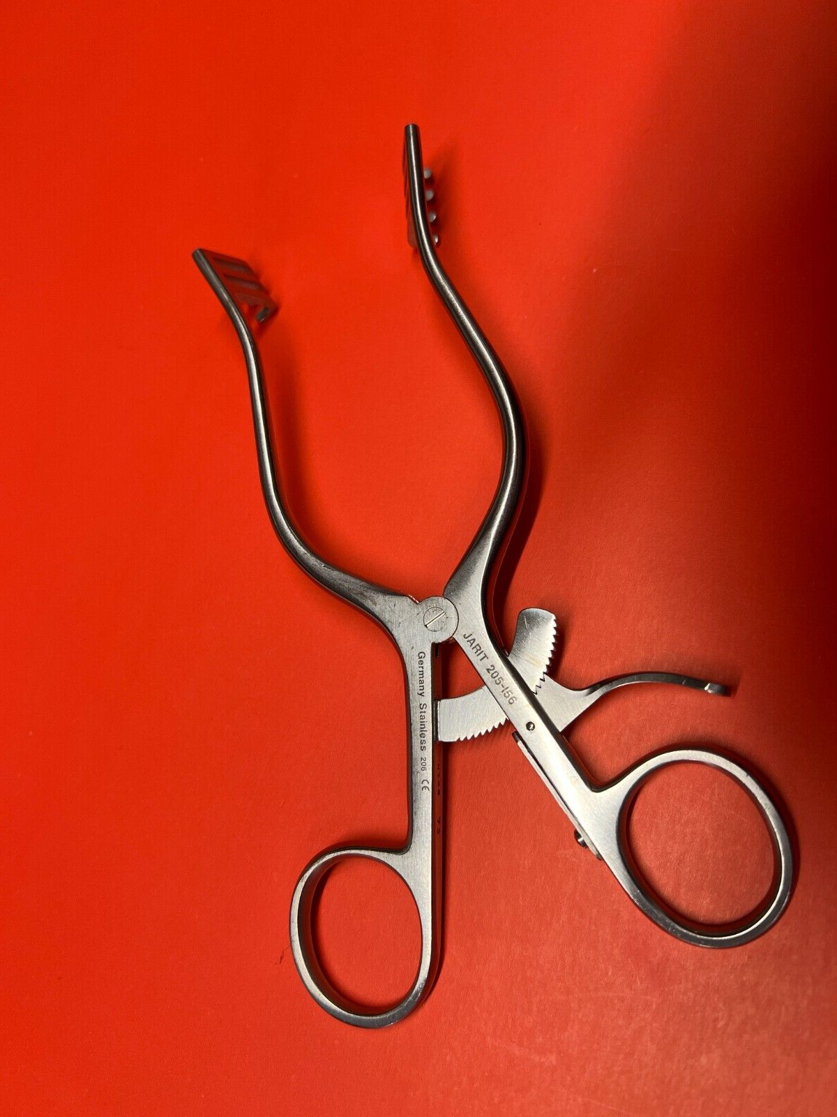 Jarit Surgical 4 X 3 Blunt Prong Weitlaner Retractor 205-156 Germany
