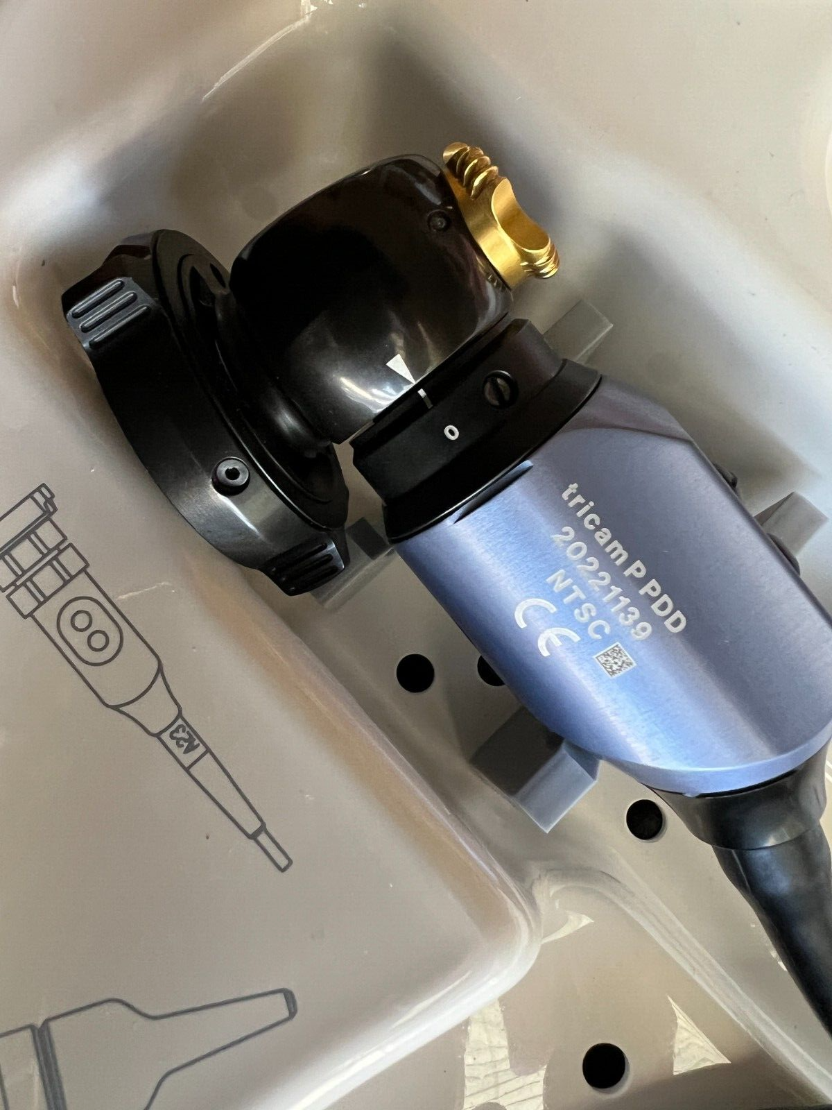 Karl Storz 20221139 NTSC Tricam PDD pendulum camera head with Coupler