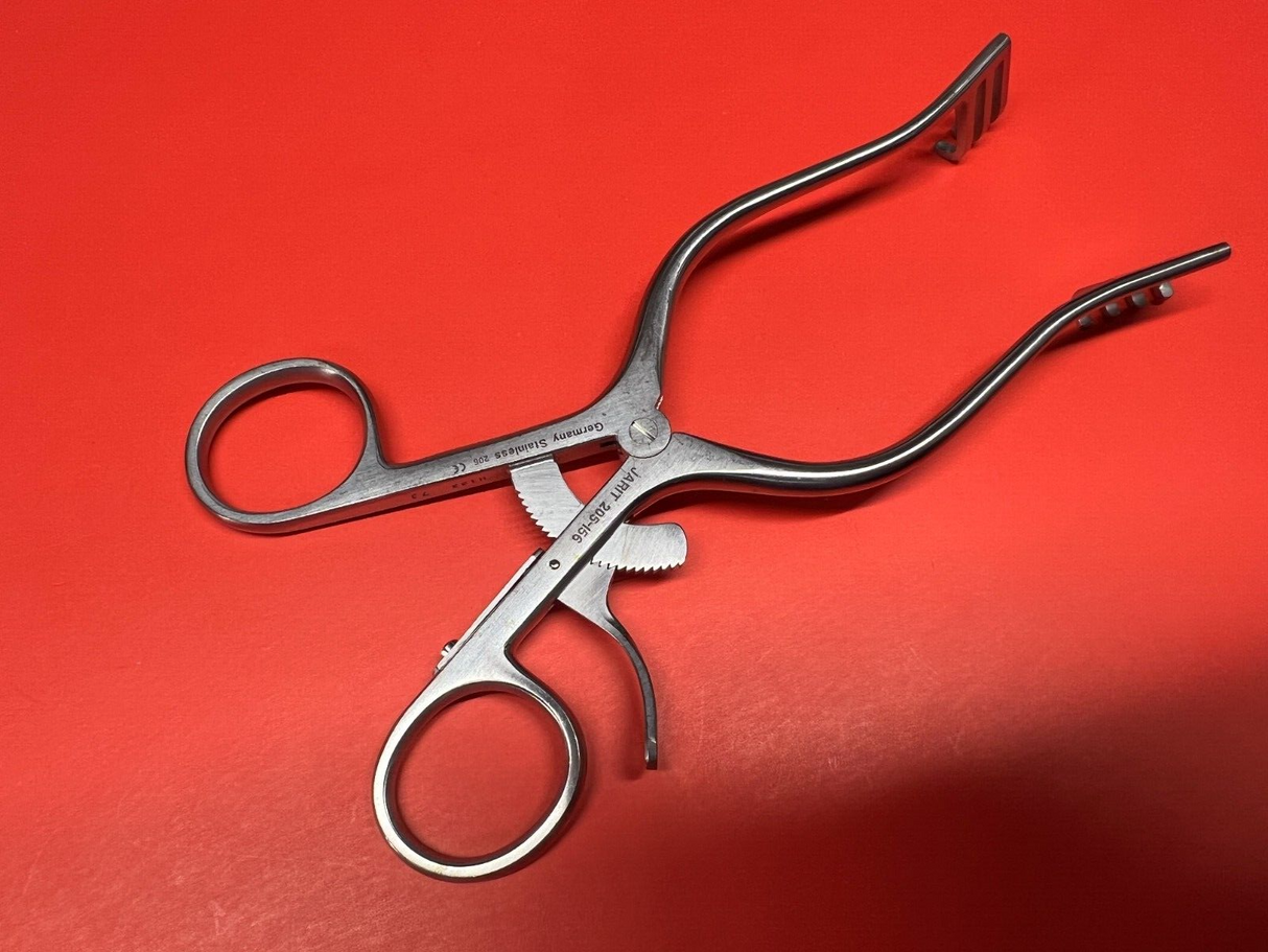Jarit Surgical 4 X 3 Blunt Prong Weitlaner Retractor 205-156 Germany