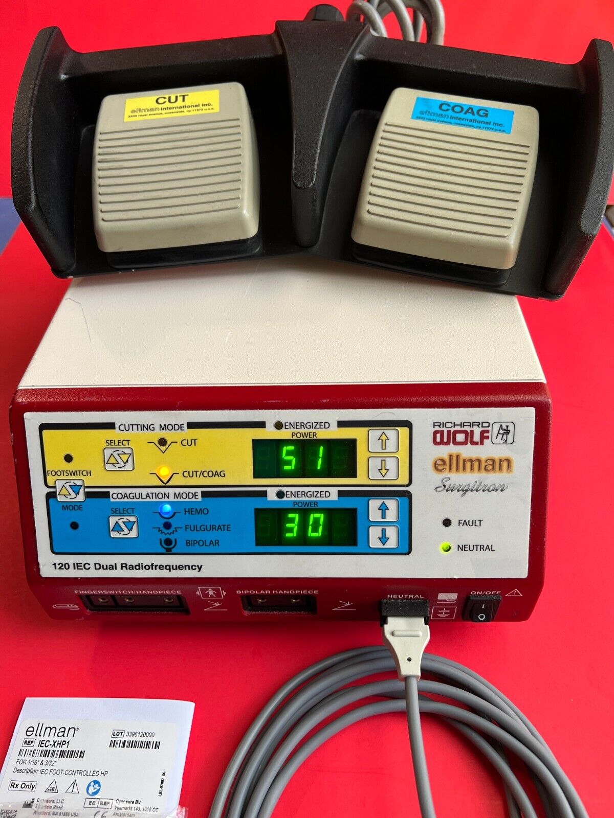 Richard Wolf Surgitron 4.0 HMz Dual RF 120 IEC Generator Ellman w/ Foot switch