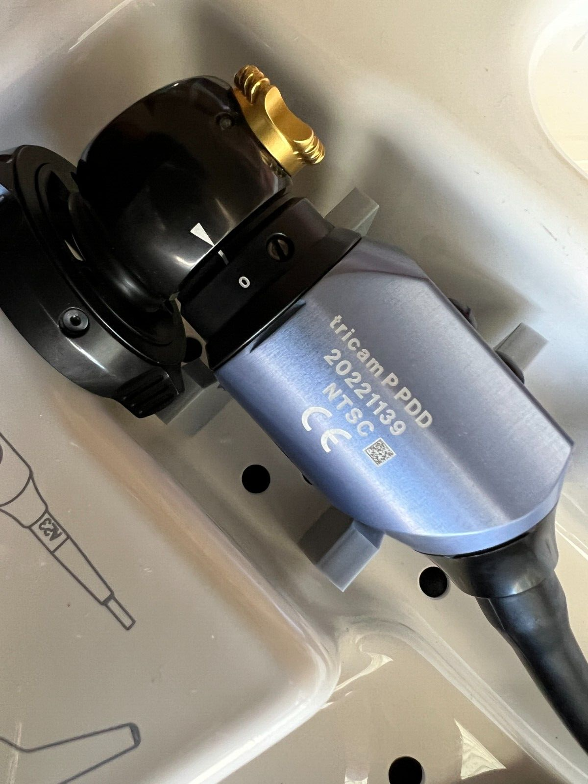 Karl Storz 20221139 NTSC Tricam PDD pendulum camera head with Coupler