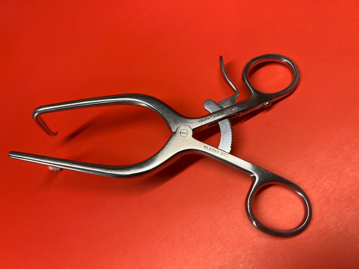 V. MUELLER NL5391-002 Williams Discectomy Retractor Germany