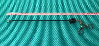 V. Mueller Rotating Fenestrated Bowel Grasper 5mm Dual Action LA8239