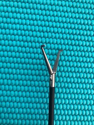 V. Mueller Surgical Laparoscopic Mixter Spreader Dissector Forceps LA8238