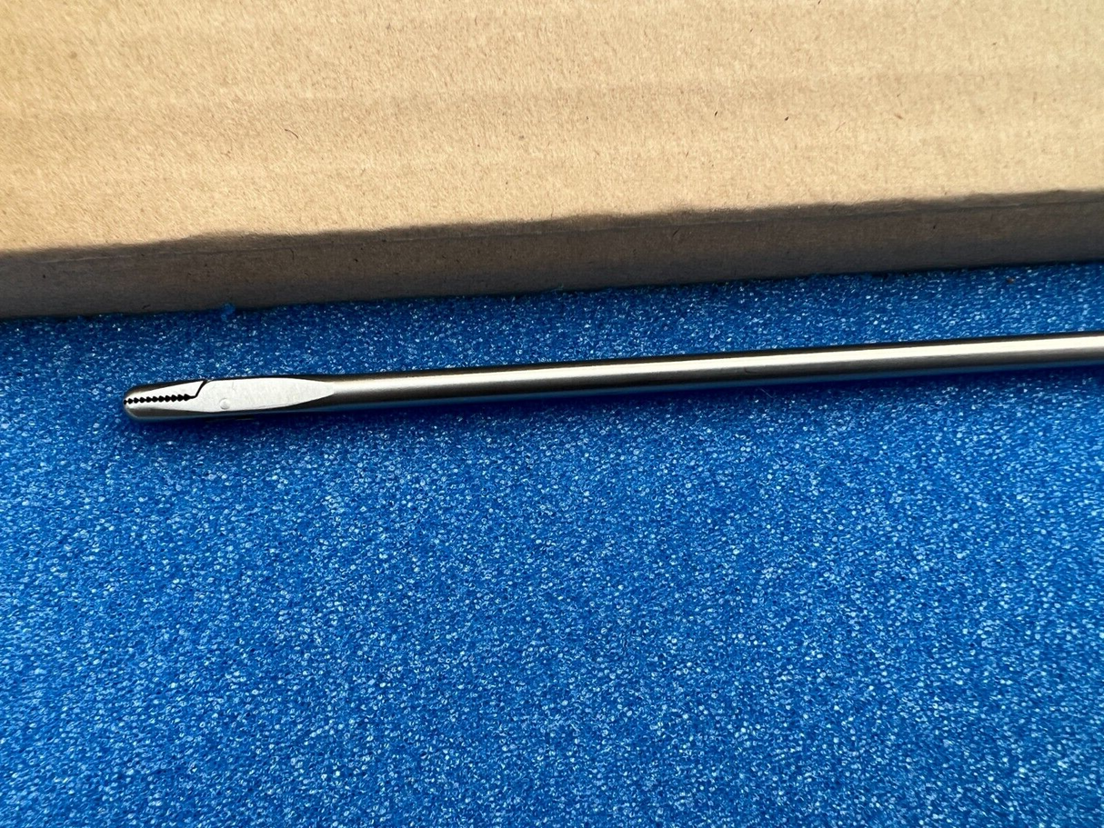 Arthrex AR-13500NR · Grasper Blunt Straight Tip ø4.2 mm Arthroscopy Instruments